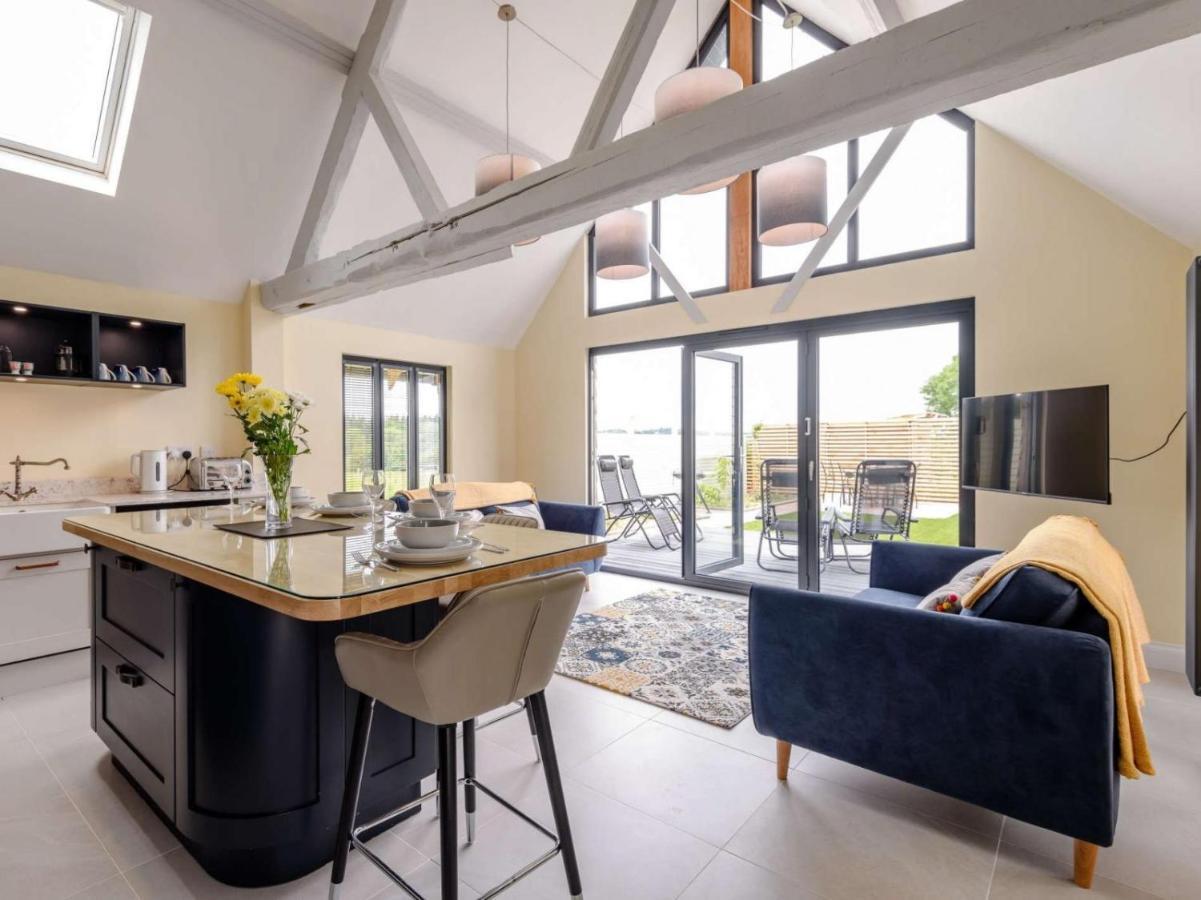 Dairy Cottages 윔번민스터 외부 사진